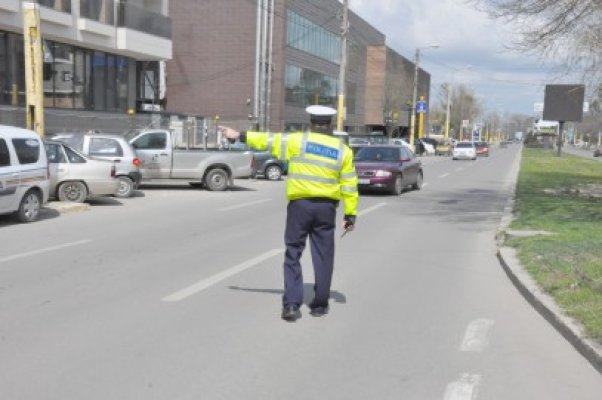 Prins la volan chiar dacă nu deţine permis de conducere